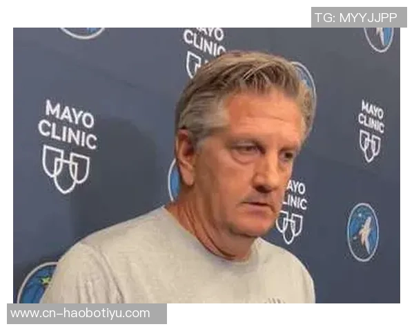 芬奇称赞迪林厄姆训练营表现出色强调其突分接球投篮任务