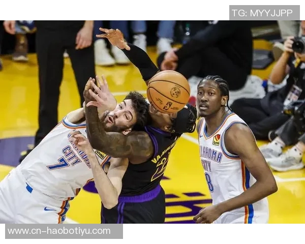 NBA赛事分析火箭力克雷霆勇士遭尼克斯阻击湖人轻松战胜黄蜂